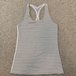 Lululemon Fitted Racerback Tank in Black/White Stripe Size 6